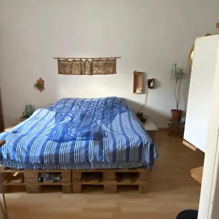 Daire Gemuetliche Und Mit Charme Eingerichtete Wuppertal